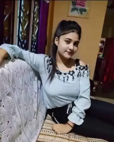 Call Girls Service in Chhuikhadan